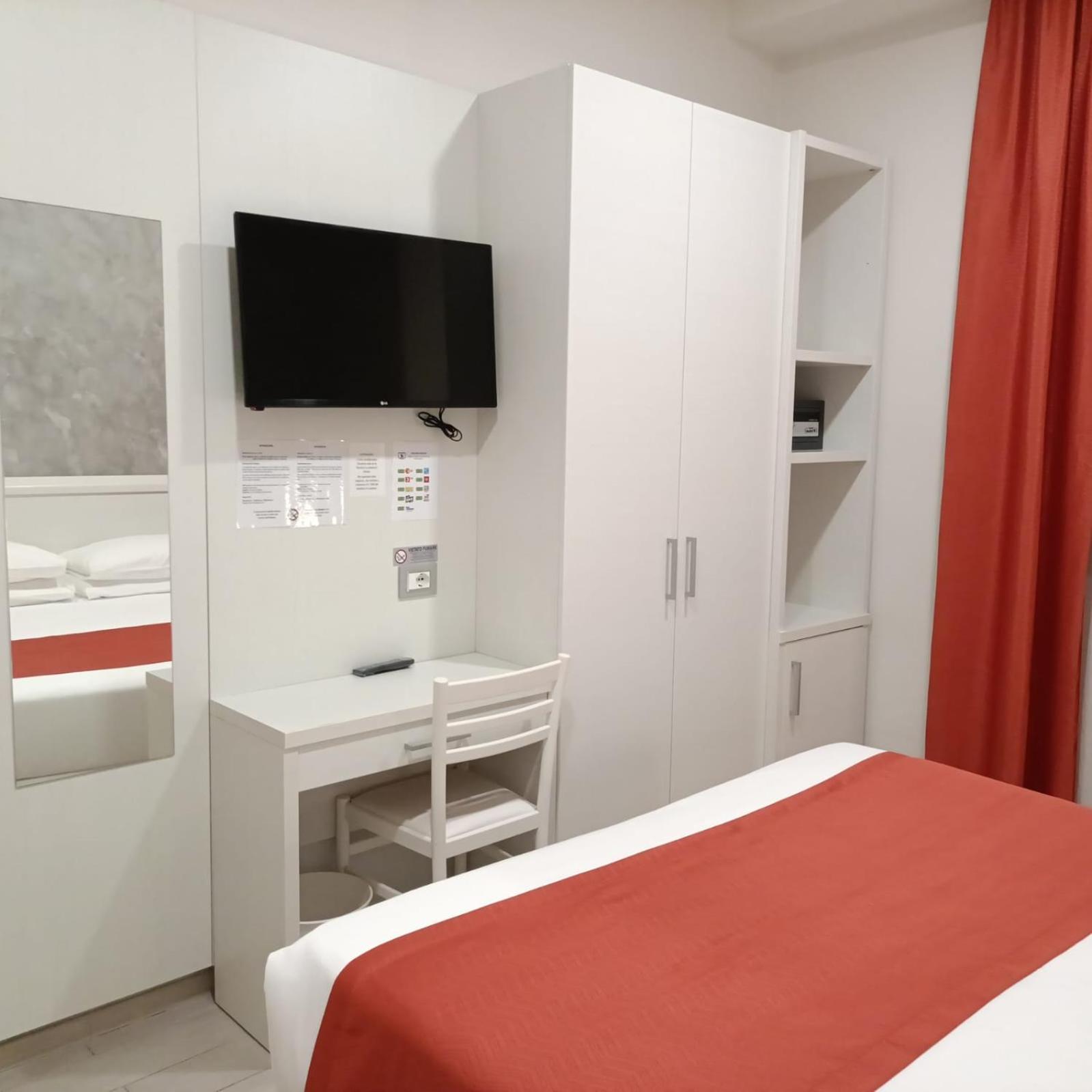 ואראצה Hotel Lido מראה חיצוני תמונה
