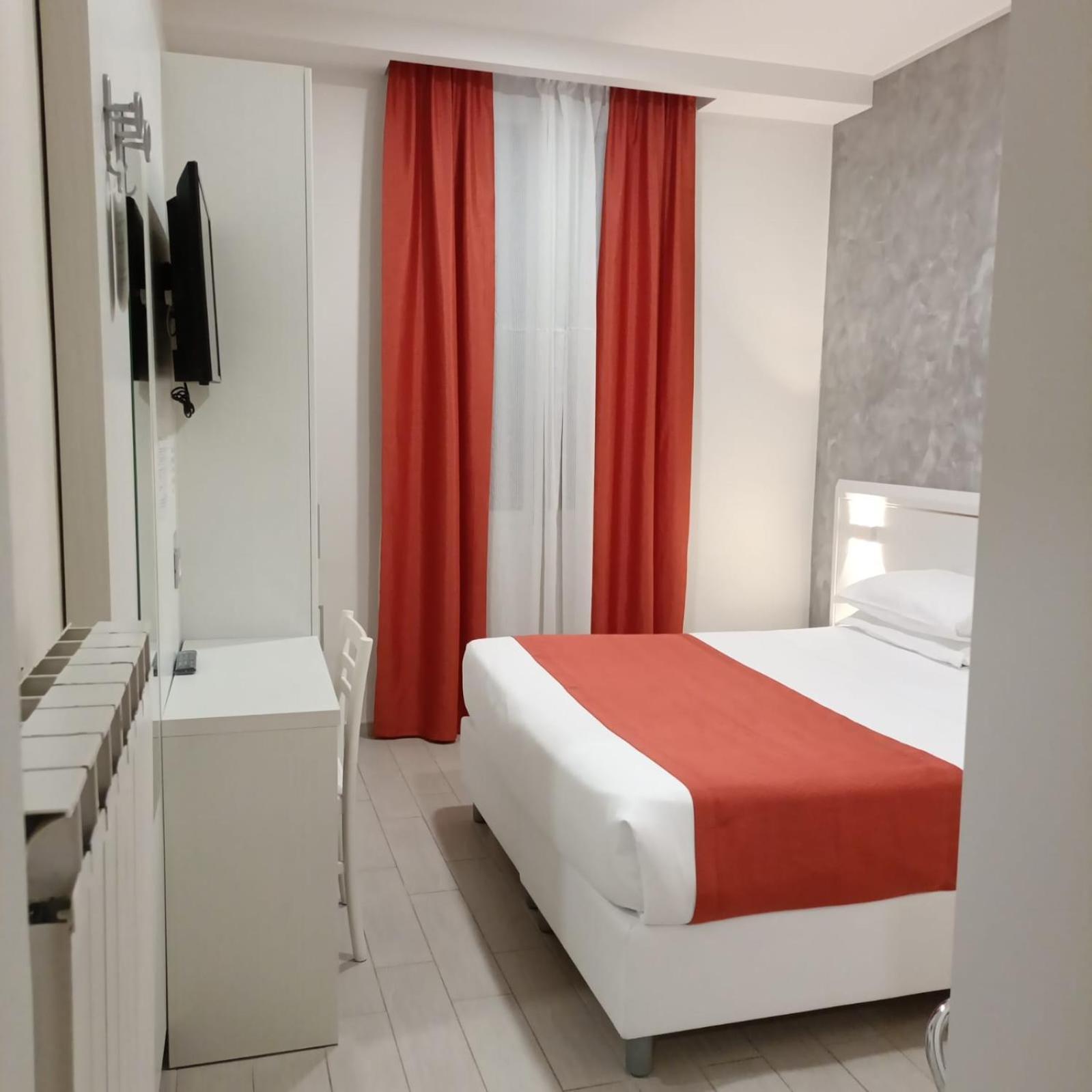 ואראצה Hotel Lido מראה חיצוני תמונה